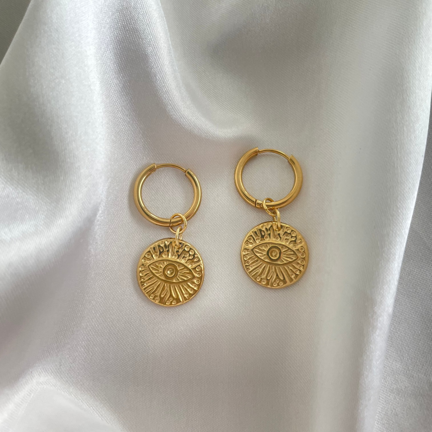 Eye Earrings