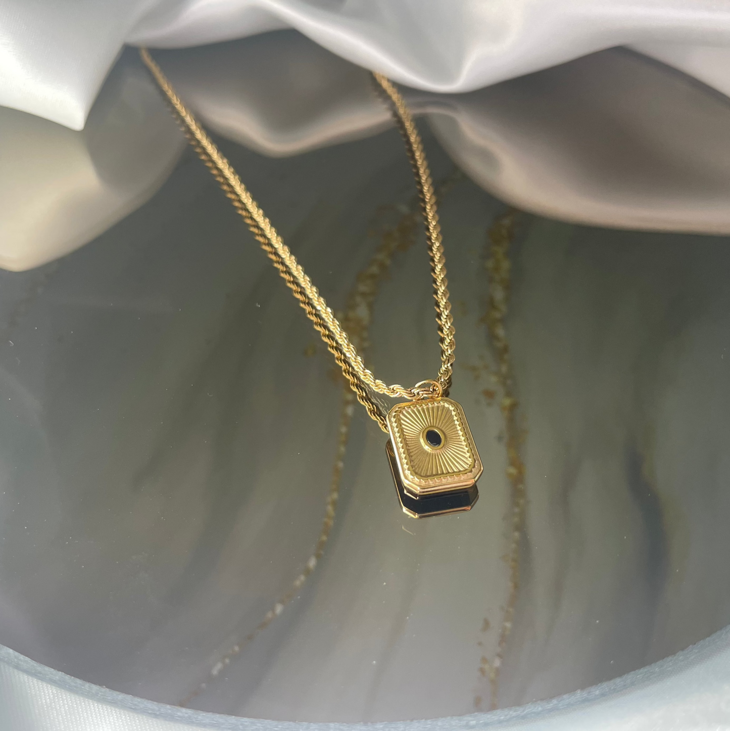 Ceto Necklace