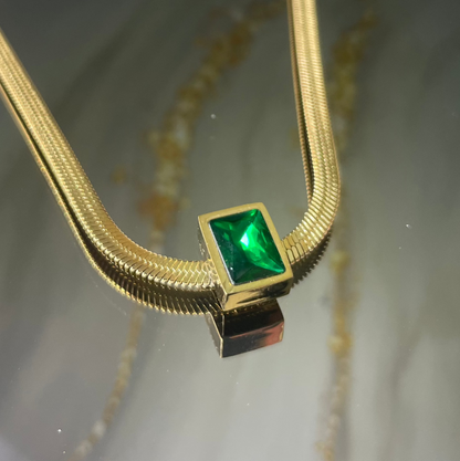 Dione Necklace