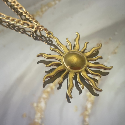 Sunny Necklace